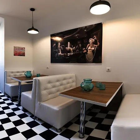 Emma's Couette-café