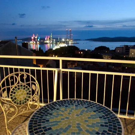 فندق مبيت وإفطار Emma's بولا